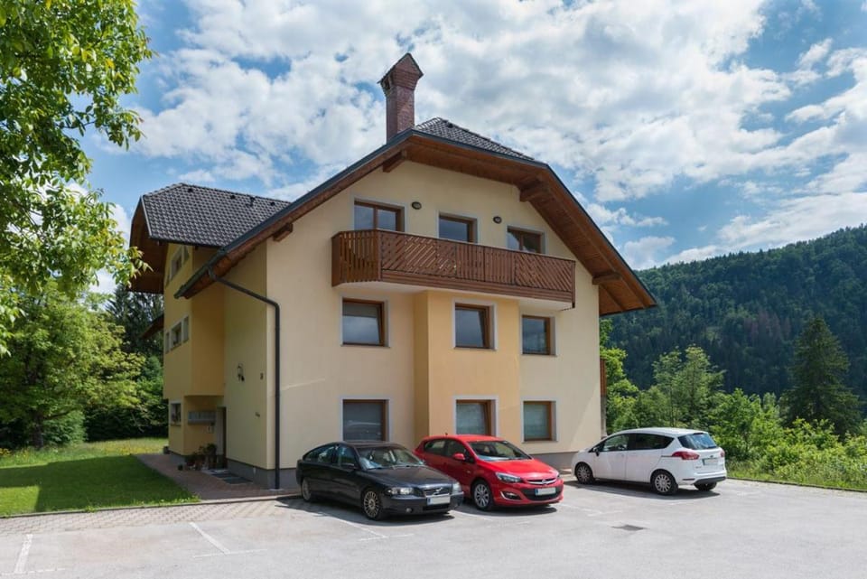 Property building, Mountain view, Parking