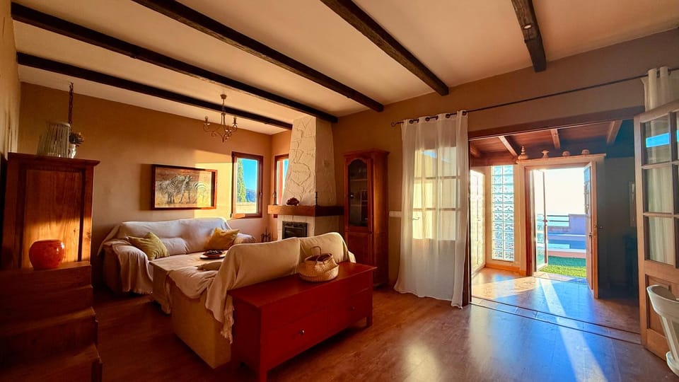 LA CASA ROJA Casa privada con piscina y vistas Zona Torrox Chalet in Río de Torrox