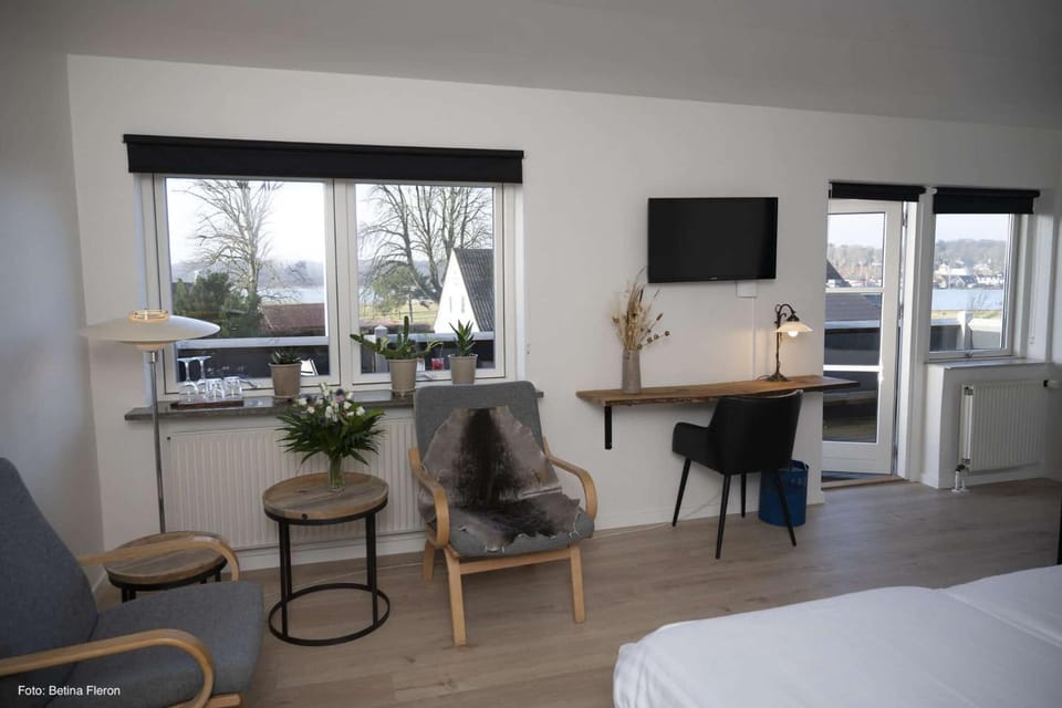 Færgekroen Hadsund Hotel in Central Denmark Region