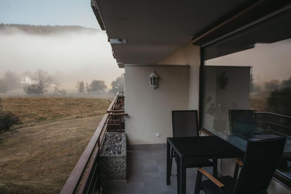 Natural landscape, View (from property/room), Balcony/Terrace