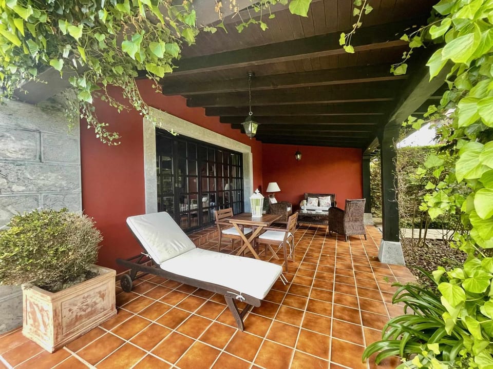 Garden, Balcony/Terrace, Dining area, Garden view