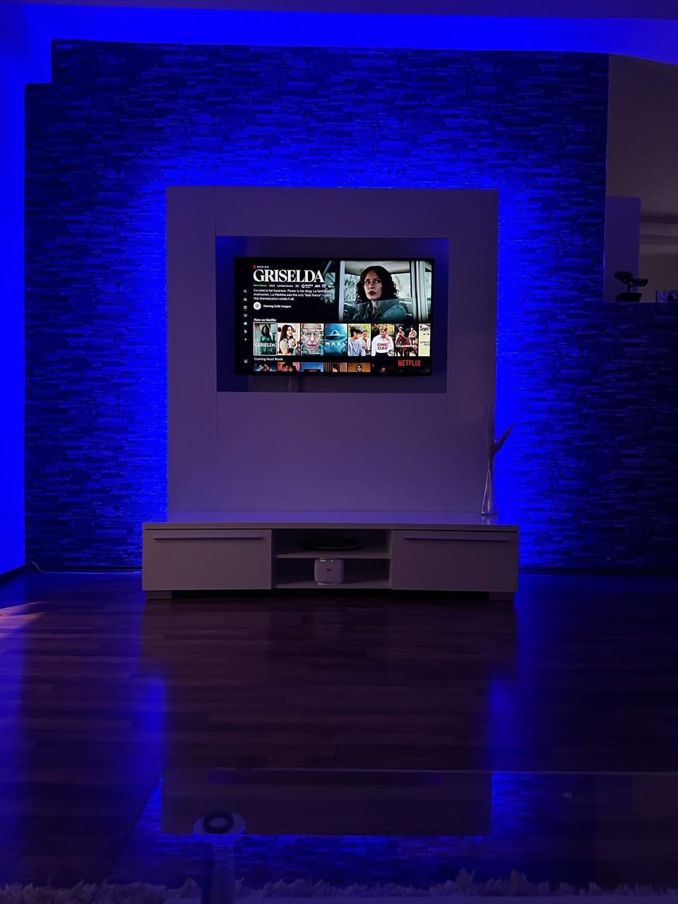 TV and multimedia, Living room, internet