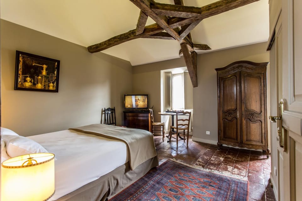 Hôtel de Panette - La charpente historique - cathédrale - Palais Jacques Cœur - Panette Collection Apartment in Bourges