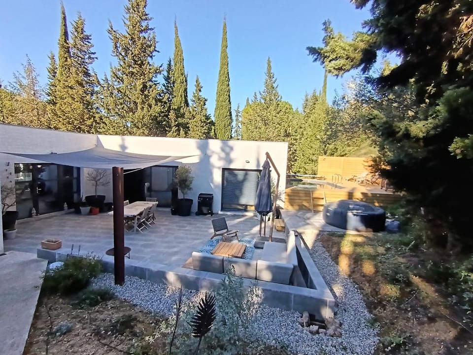 Magnifique villa avec piscine, jacuzzi et billard Villa in Occitanie