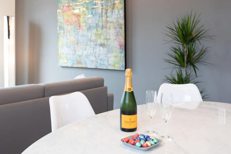 #24 Staywiz us - Marie-Claire Suite Sea view balcony AC 5min port Apartment in Villefranche-sur-Mer