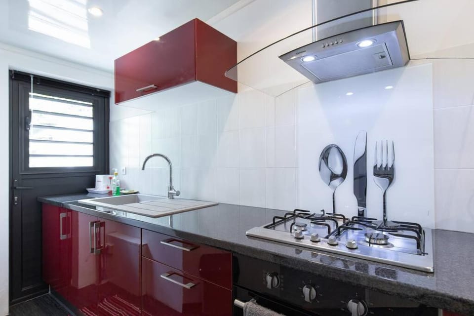 Charmant Studio Climatisé à Sainte Suzanne. Apartment in Réunion