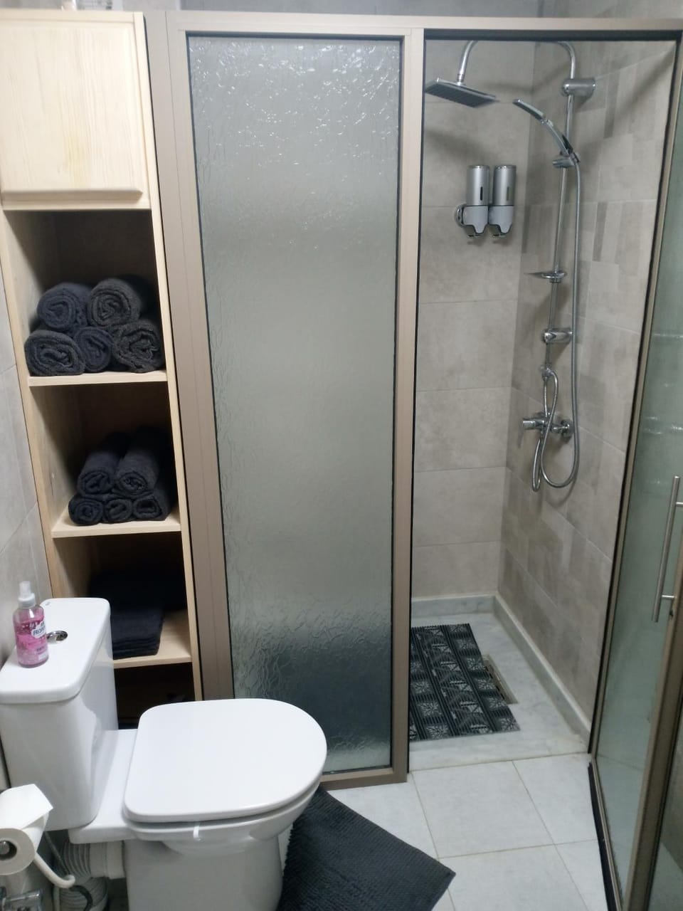 Shower, Toilet, Bathroom