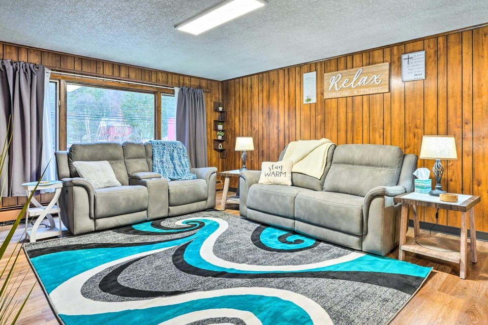 Salamanca Home about 9 Mi to Holiday Valley Resort House in Cattaraugus