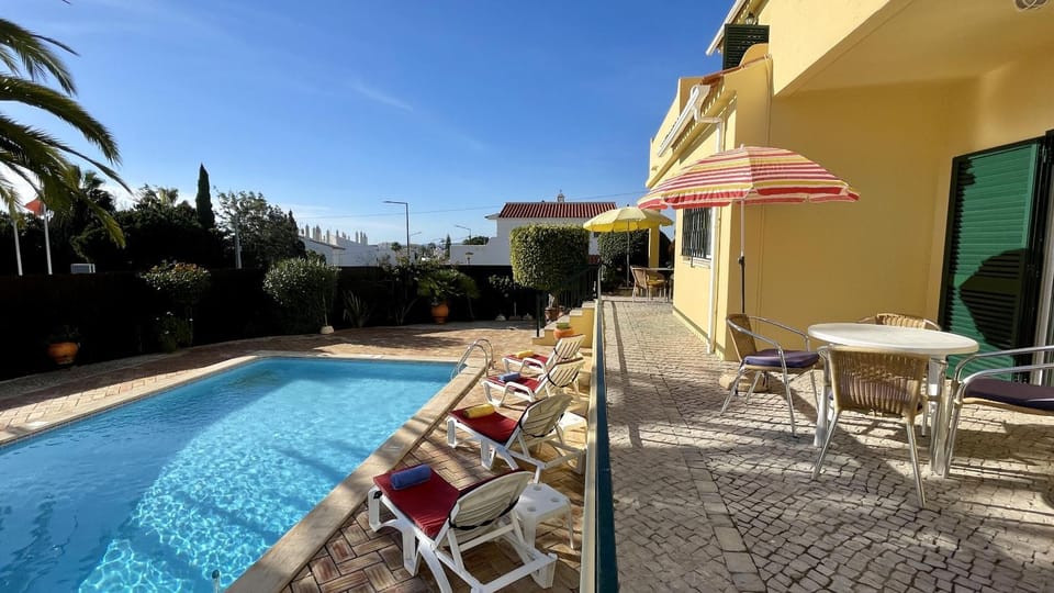 Property building, Patio, Day, View (from property/room), Balcony/Terrace, Pool view, Swimming pool, sunbed