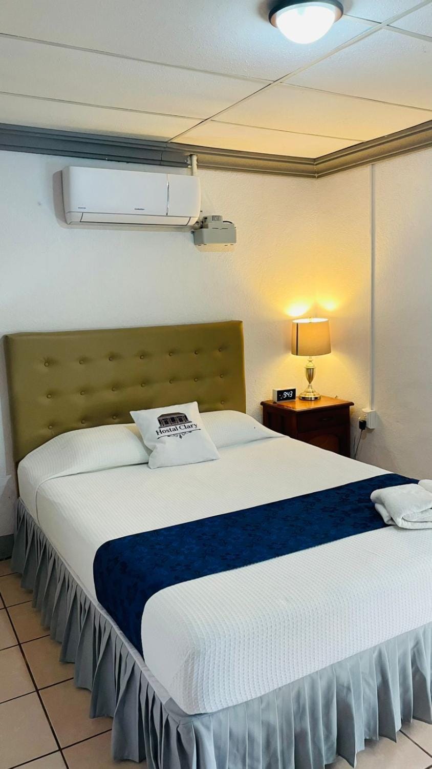 Hostal Clary Bed and Breakfast in Nicaragua