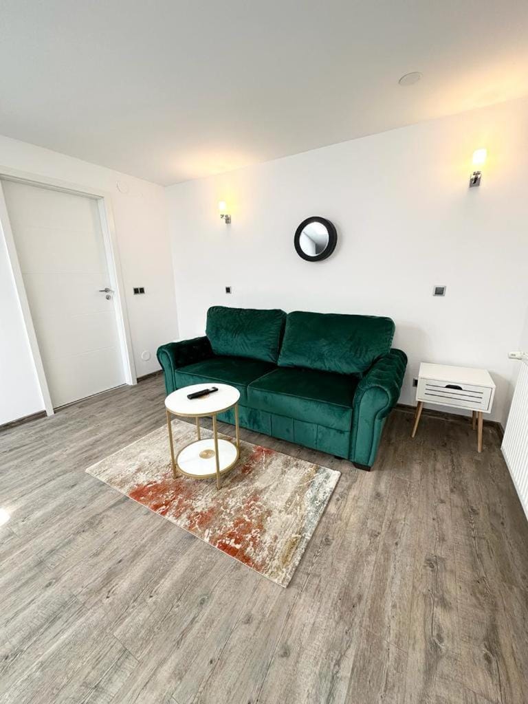 Seating area, Bedroom