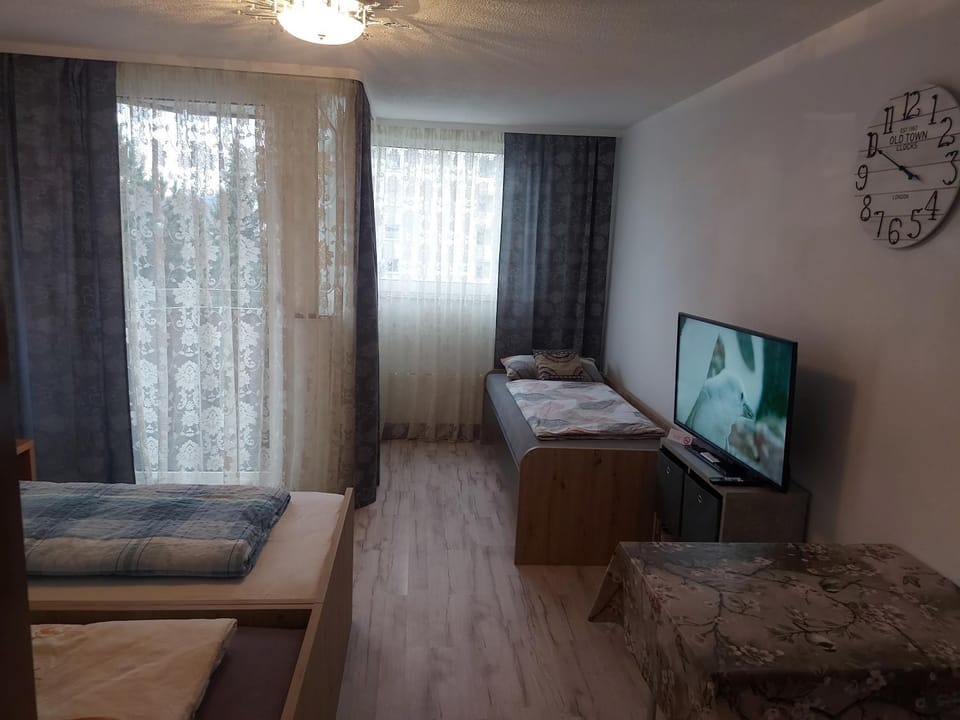 Steinhübel Uni-Nähe Apartment in Saarland, 66, Germany