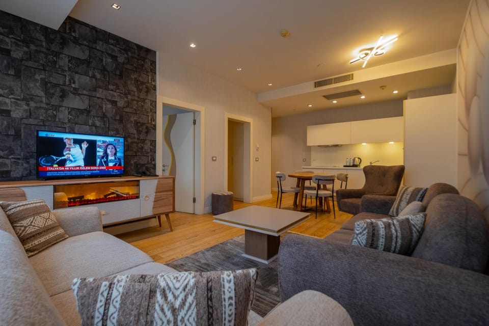 TV and multimedia, Kitchen or kitchenette, Living room, Seating area