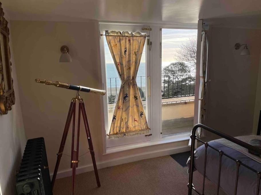The Turret- the best view in Folkestone Apartment in Folkestone