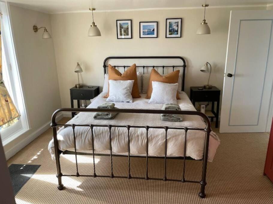 The Turret- the best view in Folkestone Apartment in Folkestone