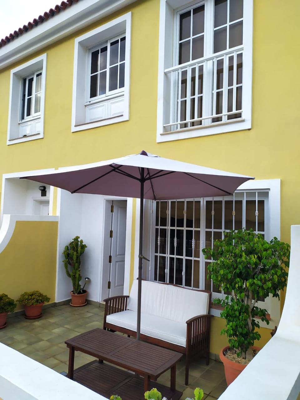 Property building, Balcony/Terrace