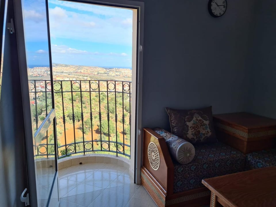 Natural landscape, Balcony/Terrace, Living room, Sea view