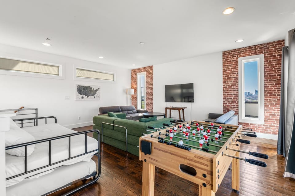 Game Room, TV and multimedia, Evening entertainment