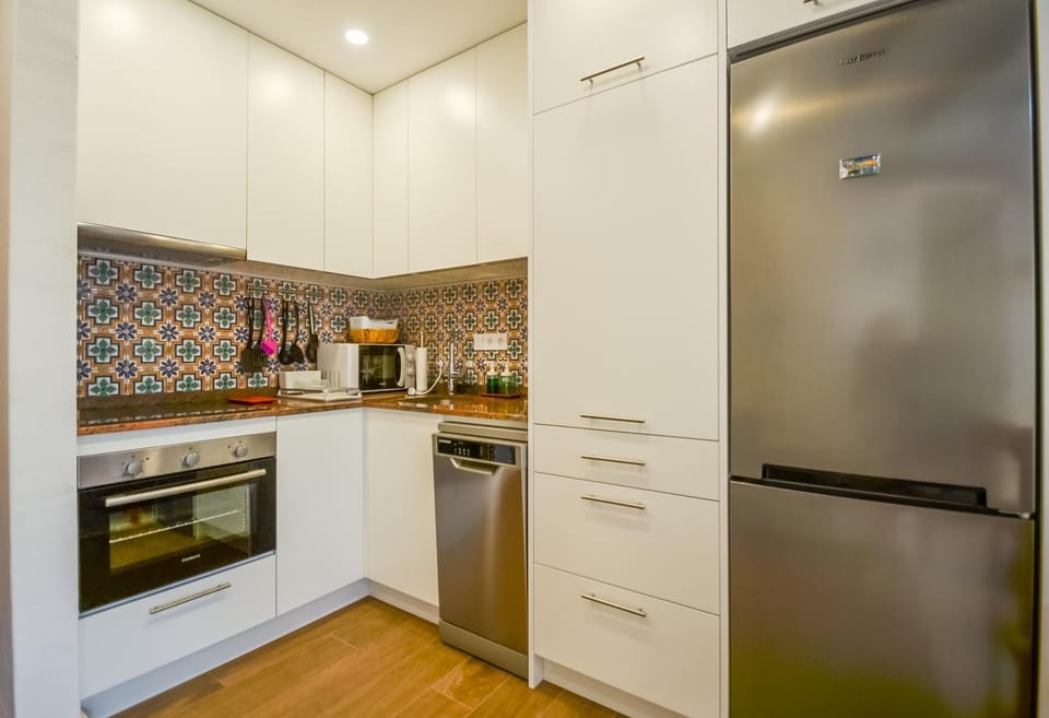 Kitchen or kitchenette, dishwasher, minibar, pet friendly, stove