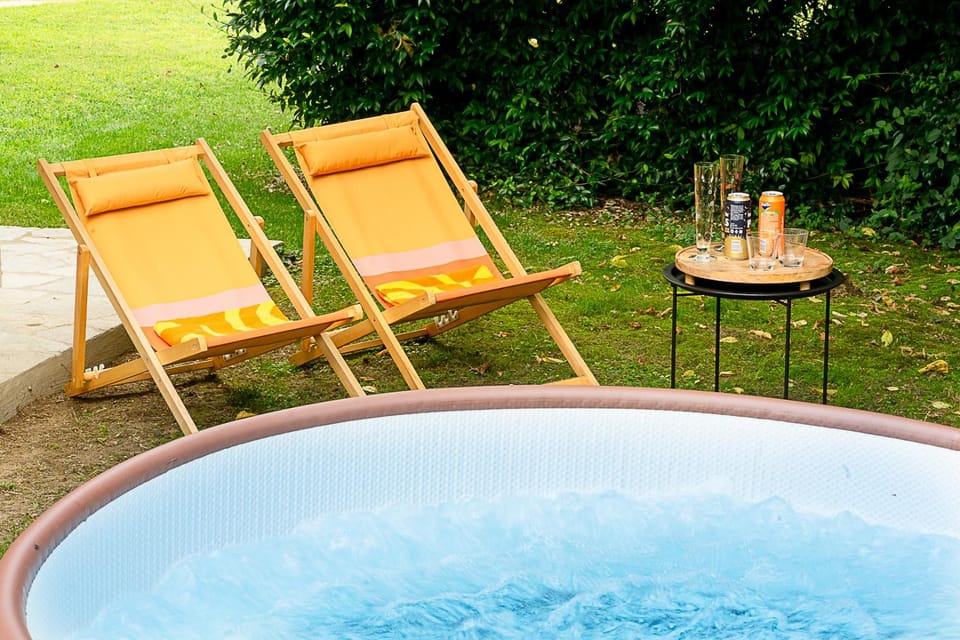 Garden, Garden, Hot Tub