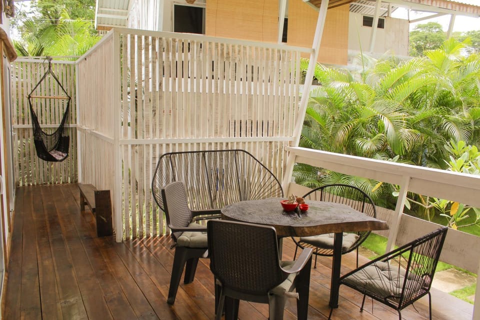 Day, Garden, Balcony/Terrace, Dining area, Garden view