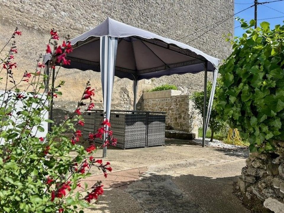 Charmante villa à Royan/Pontaillac proche plage et commerces avec parking privé - FR-1-494-147 House in Vaux-sur-Mer