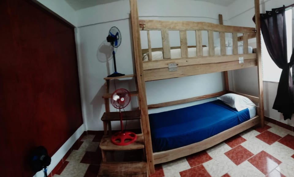 Hostel Casa Verde, Tela Atlantida. Hostel in Atlántida Department
