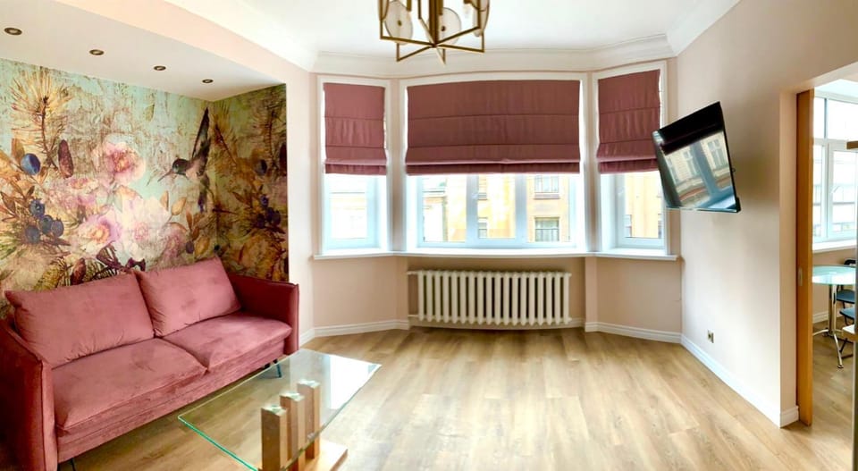 Communal lounge/ TV room, TV and multimedia, Living room, Seating area, internet