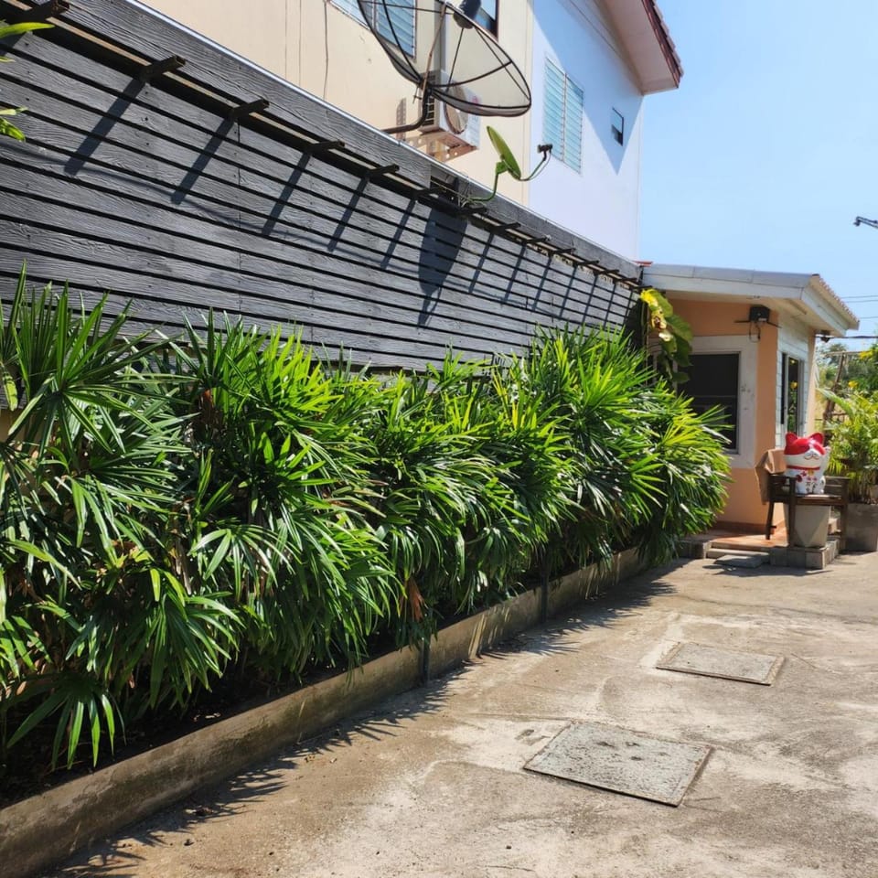 Garden, Lobby or reception, Garden view