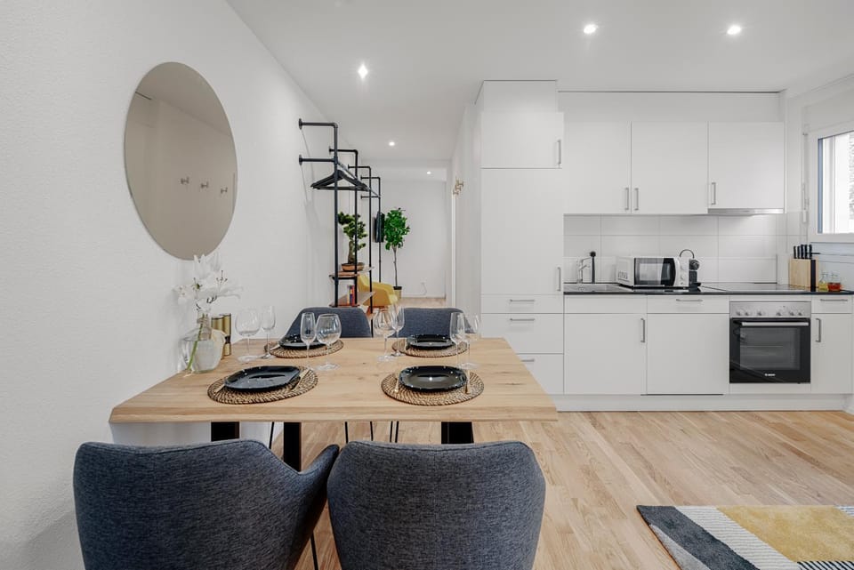 Kitchen or kitchenette, Dining area, dishwasher, minibar, pet friendly, stove, toaster