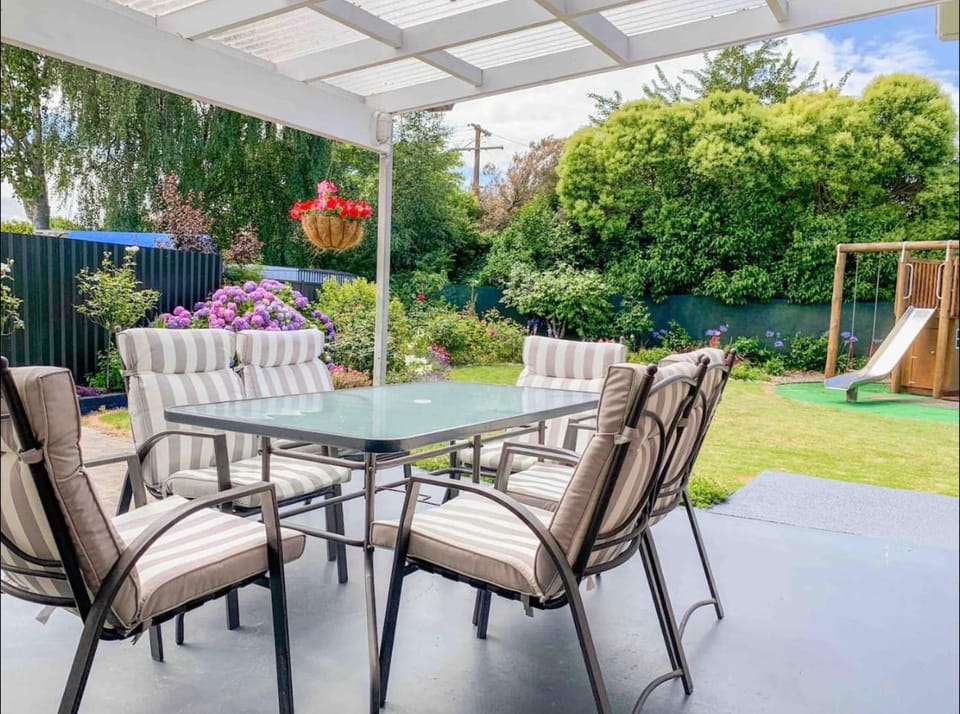 Patio, Garden, Garden view