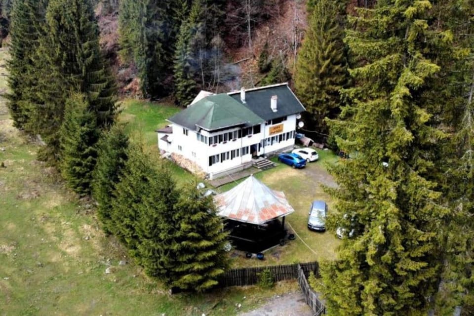 Property building, Bird's eye view