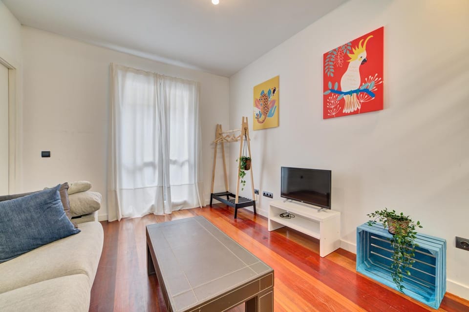 TV and multimedia, Dining area
