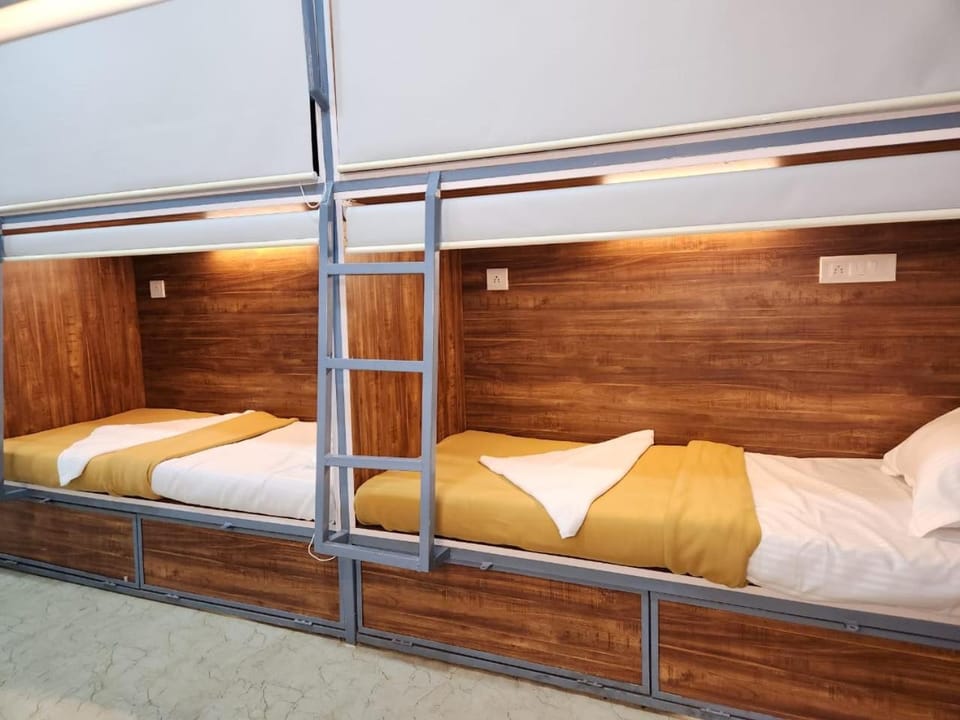 bunk bed