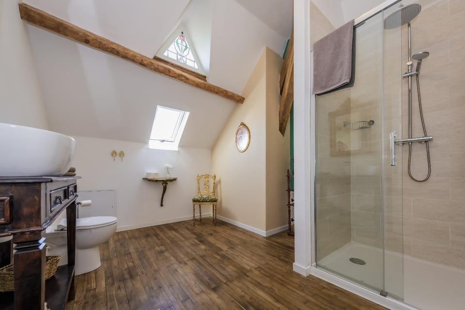 Shower, Toilet, Bathroom
