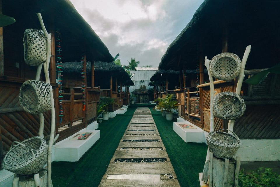 Teteng's Apartelle Bed and Breakfast in San Vicente