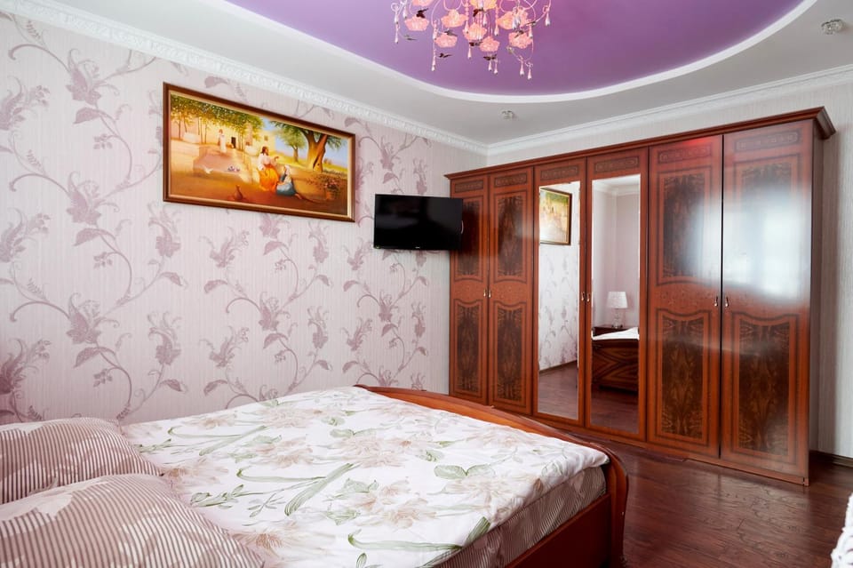 Bed, Photo of the whole room, Bedroom, wardrobe