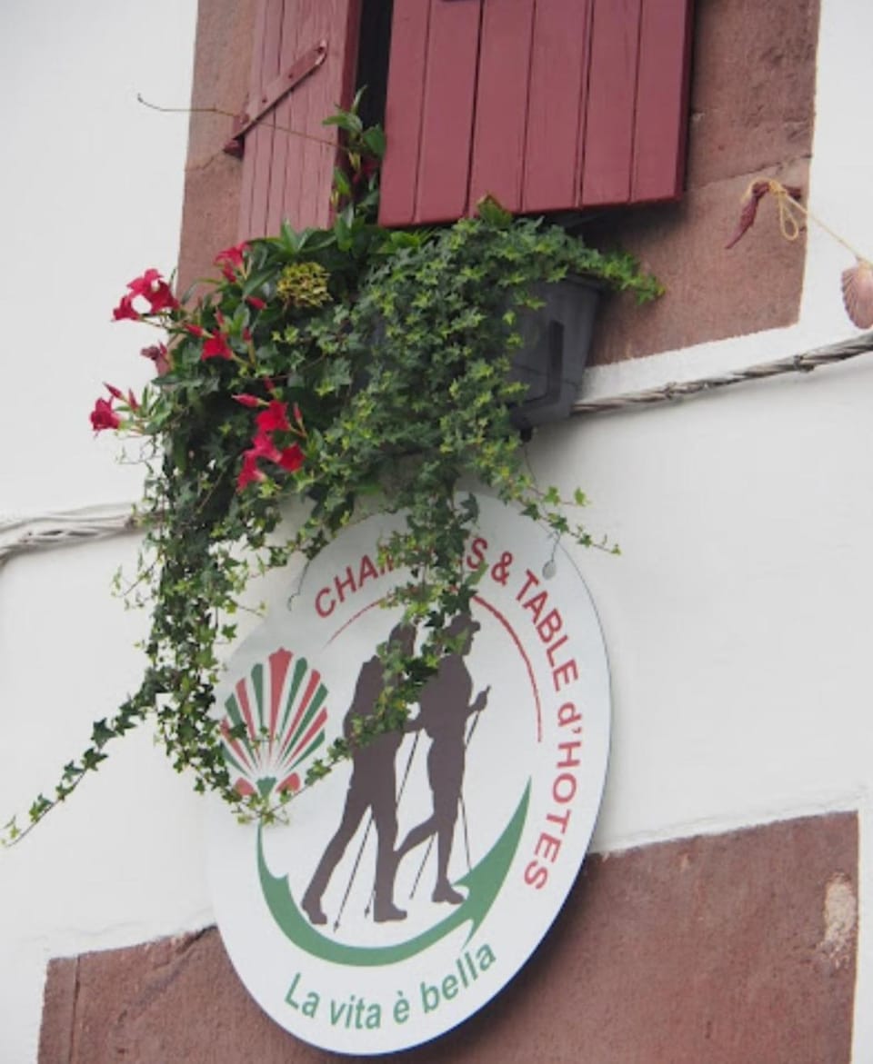 La vita e bella Hostel in French Basque Country