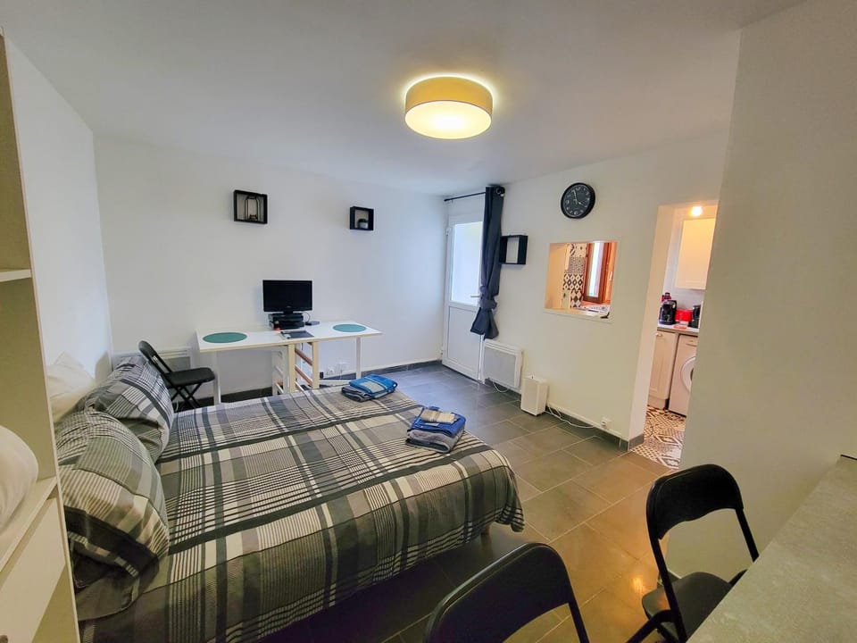 Photo of the whole room