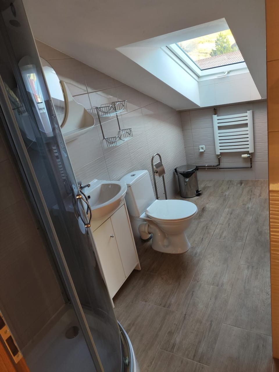 Shower, Bathroom