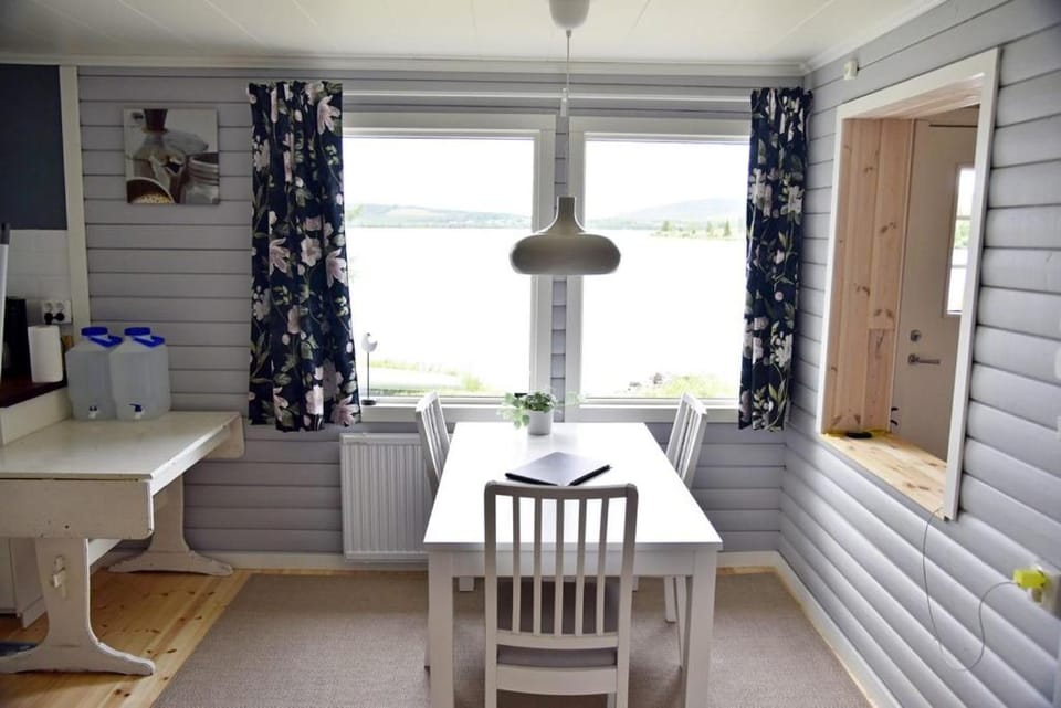 Lakeside cottage in Lapland with great view House in Norrbotten County, Sweden