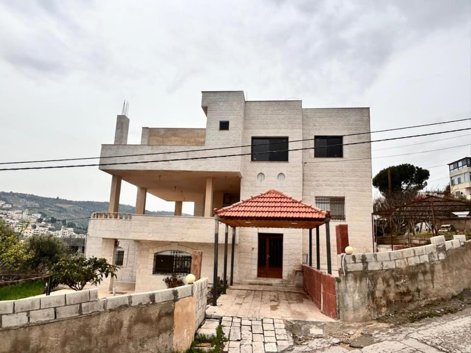 apartment between ajloun castle and Jerash ruins Apartment in Africa