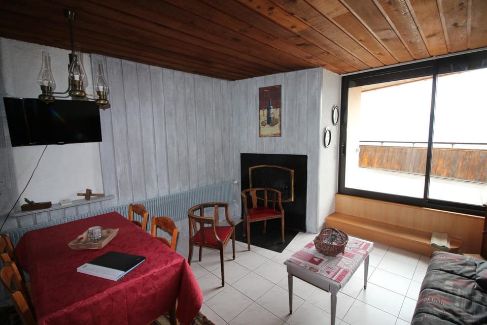 Praloup 1600 joli studio vue exceptionnelle Apartment in Uvernet-Fours