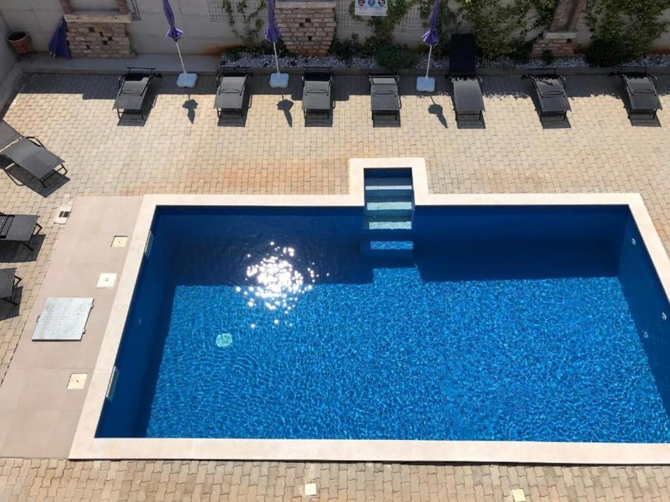 Pool view, Swimming pool