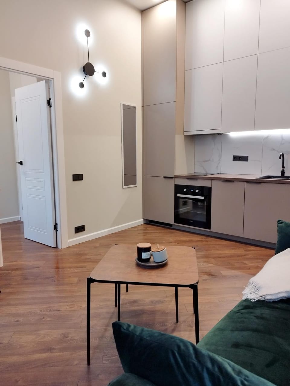 Kitchen or kitchenette, pet friendly, stove