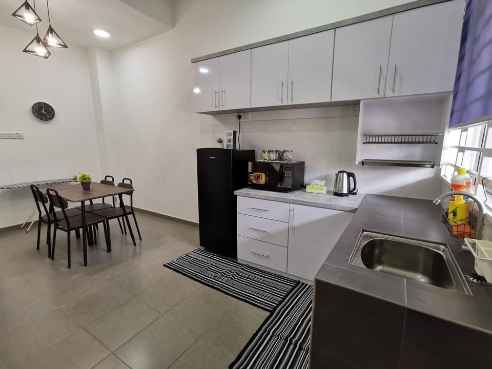 Kitchen or kitchenette, dishwasher, minibar, pet friendly