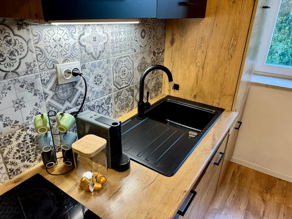 Coffee/tea facilities, Kitchen or kitchenette