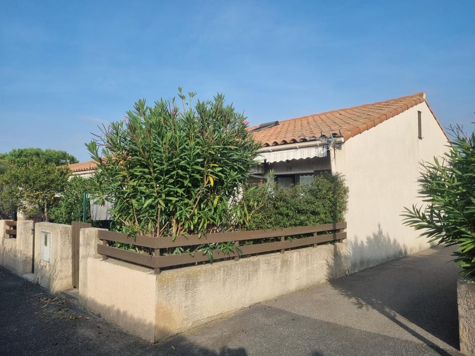 LES JARDINS D ETE Maison climatisée dans résidence avec piscine - 3 chambres - Parking - Wifi House in Saint-Cyprien