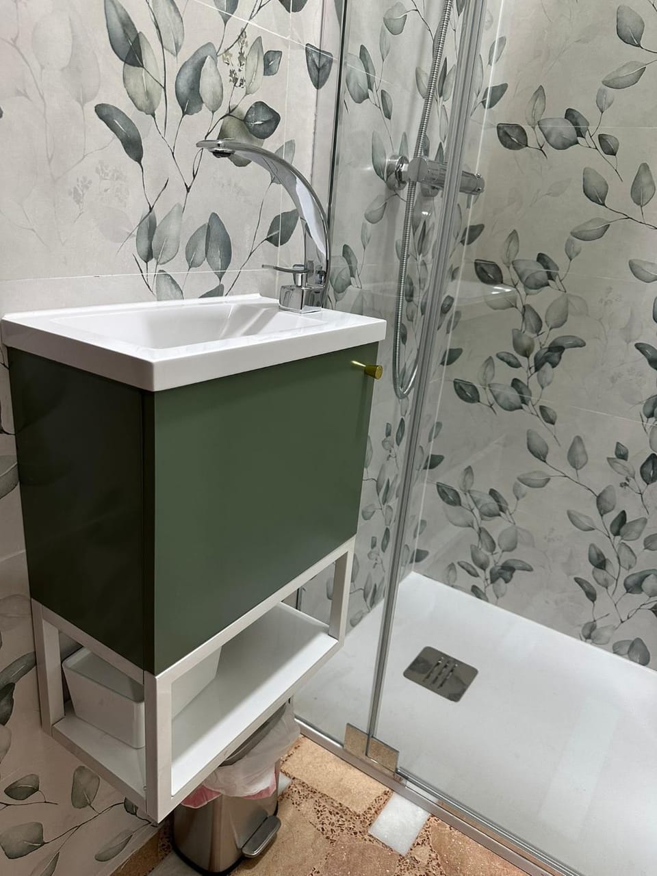 Shower, Bathroom