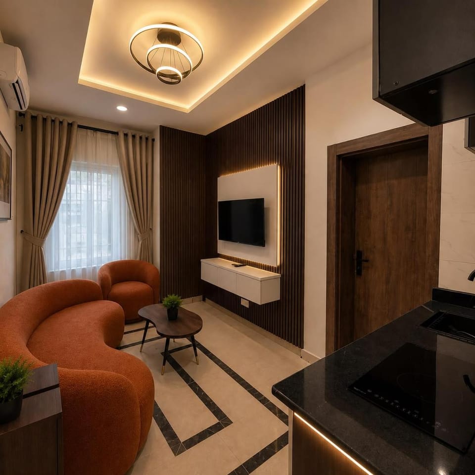 Communal lounge/ TV room, TV and multimedia, Living room, Seating area, Evening entertainment, air conditioner